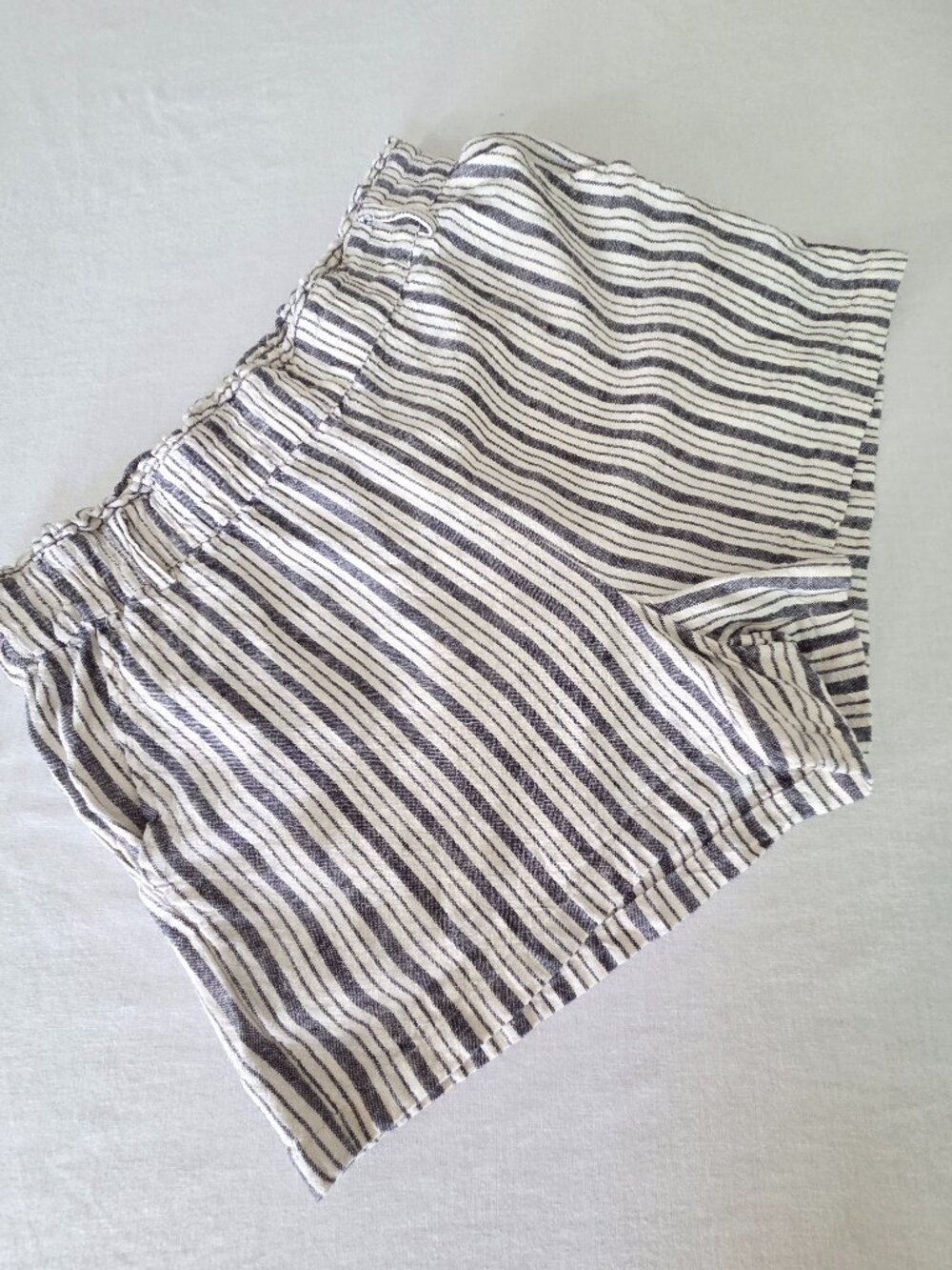 Sanctuary High-Waist Striped Pull-On Shorts in White and Navy